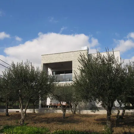 Olives Garden Appartement Trogir