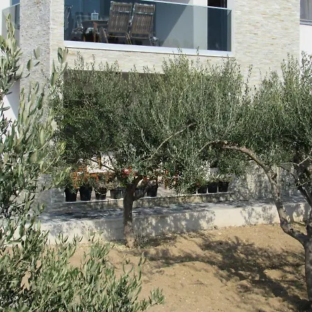 Apartment Olives Garden