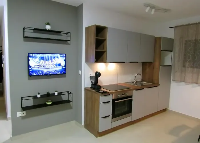 Olives Garden Apartman Trogir